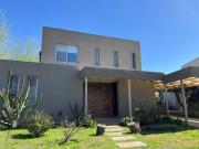 Casa en Venta en San Matías 3 Dormitorios Escritorio,...