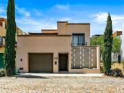 Casa en Venta en San Miguel de Allende – Excelente...