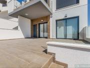 Casa en venta en San Miguel de Salinas. Casas San Miguel de.