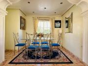 Casa en venta en San Miguel de Salinas. Esta espaciosa...