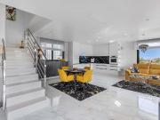 Casa en venta en San Miguel de Salinas. Impresionante...