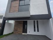 CASA EN VENTA EN SAN PEDRO CHOLULA, CERCA PASO DE CORTES