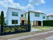 CASA EN VENTA EN SAN SALVADOR TIZATLALLI, METEPEC