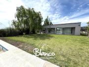 Casa en Venta en San Sebastian, Escobar, G.B.A. Zona...