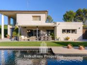 Casa en venta en Sant Cugat del Vallès, Eixample. Gran...