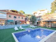 Casa en venta en Sant Fost de Campsentelles. PAZ Y...