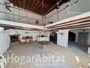 Casa en venta en Sant Joan de Moró. AMPLIA CASA DE...