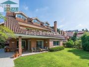 Casa en venta en Sant Just Desvern, La Plana Bellsoleig....