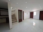 casa en venta en santa ana. Cod V5149