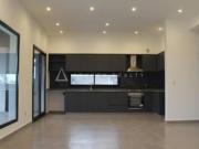 Casa en venta en Santa Ana Villa Nueva