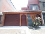 Casa en Venta en Santa Anita – Frente a Parque, Perfecta...