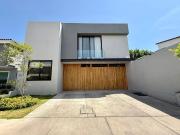 CASA EN VENTA EN SANTA ANITA JALISCO, FRACCIONAMIENTO...