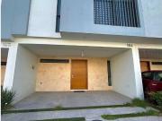 Casa en venta en Santa Anita, San Pedro Tlaquepaque, Jalisco