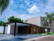 Casa en Venta en Santa Anita, Tlajomulco de Zuñiga, Jalisco