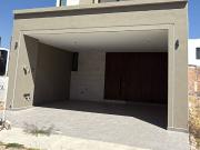 CASA EN VENTA EN SANTA BARBARA AL PONIENTE AGUASCALIENTES