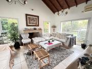 Casa en venta en Santa Barbara en Isla chica con...