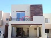 CASA EN VENTA EN SANTA BÁRBARA RESIDENCIAL