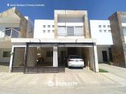 Casa en Venta en Santa Bárbara, Torreón, Coahuila de...