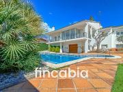 Chalet en venta en Santa Coloma de Farners, de 368 m² 5...