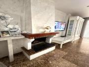 Casa en venta en Santa Coloma de Gramenet, Llatí. CASA...