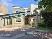 Casa en Venta en Santa Cruz Buenavista, Puebla, Puebla