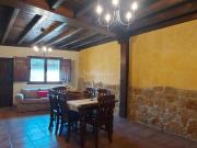 Casa en venta en Santa Cruz de la Salceda. ACOGEDORA...