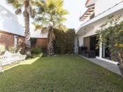 Casa en Venta en Santa Cruz Guadalupe,con más de 500m2...