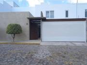 Casa en venta en Santa Cruz Guadalupe, Puebla, Puebla