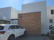 Casa en Venta en Santa Fe Juriquilla en Privada en Querétaro