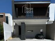Casa en Venta en Santa Isabel, Monterrey, Nuevo León