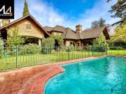 Casa en Venta en Santa Maria de Manquehue/ Camino Agua...