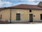 Casa en venta en Santa María la Real de Nieva....