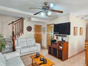 Casa en venta en Santa Pola, Centro. Bungalow esquina,...