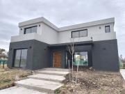 Casa en Venta en Santa Sofía, Pilar del Este, Pilar,...