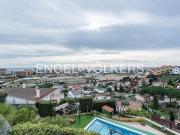 Casa en venta en Santa Susanna. Lujo frente al mar en...