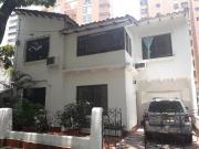 casa en venta en santa teresita. Cod V10196