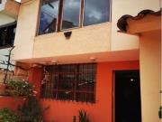Casa En Venta En Santa Úrsula Ideal Para Vivir O...