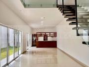 CASA EN VENTA EN SANTIAGO