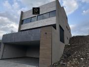 CASA EN VENTA EN SANTIAGO