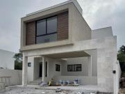 Casa en Venta en Santiago, Carretera Nacional
