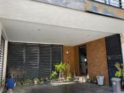 Casa en venta en Santiago Momoxpan, privada con 3 casas...