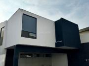 Casa en venta en Santiago, N.L