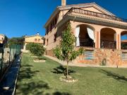 Casa en venta en Santibáñez el Alto. La casa es...