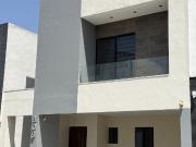 Casa en Venta en Santoral I – Dominio Cumbres, García N.L