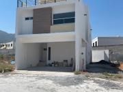 CASA EN VENTA EN GRAN RESERVA CUMBRES EN GARCIA, N.L