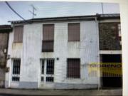 Casa en venta en Sarria. CASA CON PEQUEÑO PATIO. Casas.