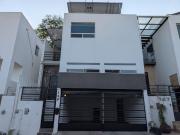 CASA EN VENTA EN SATELITE ACUEDUCTO