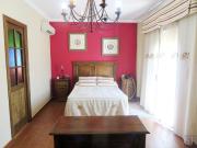 Casa en venta en Sayalonga. Casas.