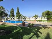 Casa en venta en Sayalonga. Casas.