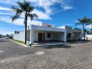 Casa en venta en Sendero las Moras, Tlajomulco de...